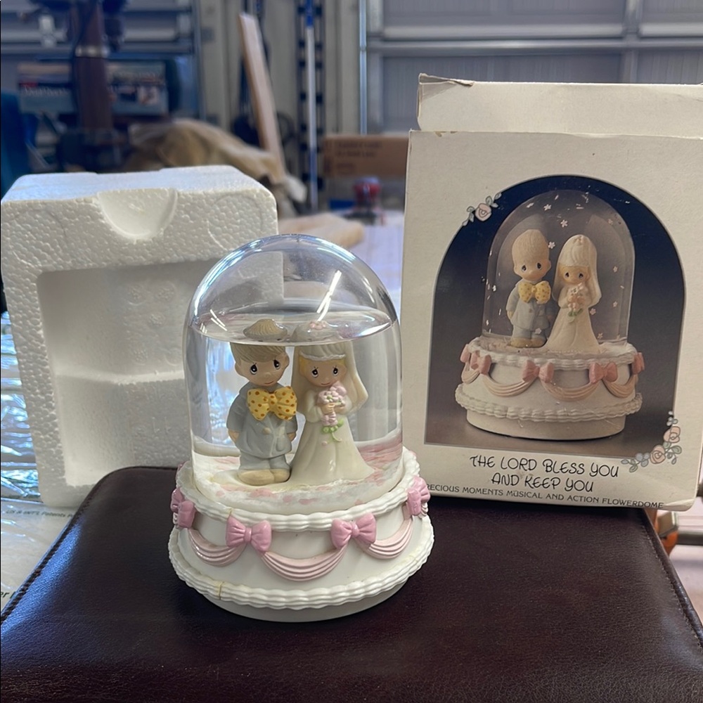 Precious Moments Wedding Snow Globe - White and Pink